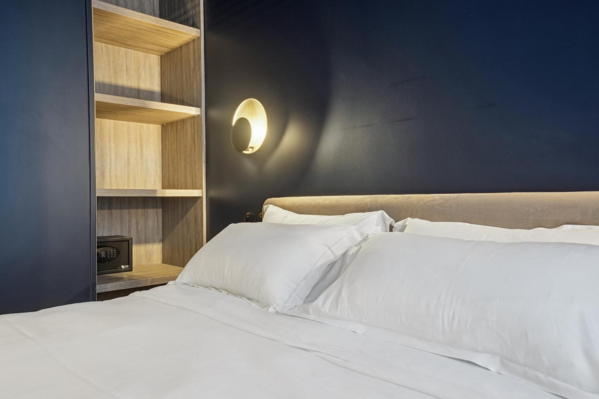 Hotel Clemence Париж Экстерьер фото